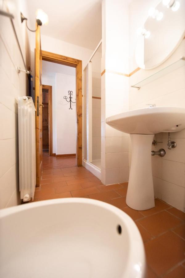Casetta Di Butia, Glicine Apartment Borgo a Mozzano Extérieur photo