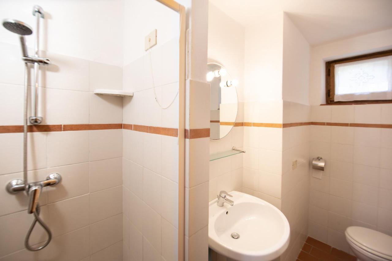Casetta Di Butia, Glicine Apartment Borgo a Mozzano Extérieur photo
